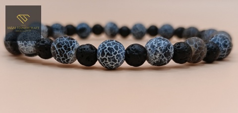 bransoletka-z-kamieni-naturalnych-agat-trawiony-i-lawa-wulkaniczna-handmade-zbliżenie-na-kamienie