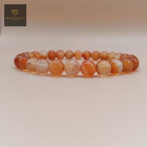 bransoletka-z-kamieni-naturalnych-karneol-handmade-zbliżenie-na-kamienie