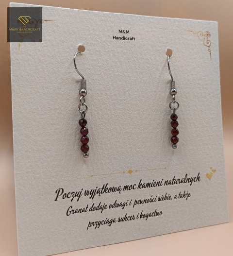 kolczyki-z-kamieni-naturalnych-granat-fasetowany-handmade-bok-lewy