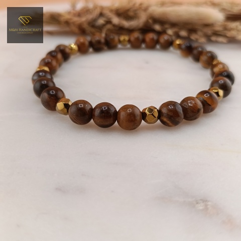 bransoletka-z-kamieni-naturalnych-tygrysie-oko-i-hematyt-handmade-zbliżenie-na-kamienie