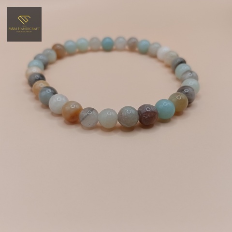 bransoletka-z-kamieni-naturalnych-amazonit-handmade-zbliżenie
