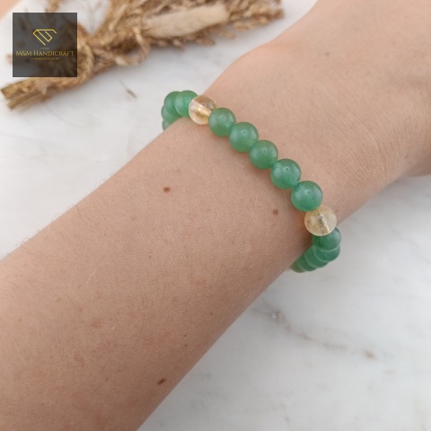bransoletka-z-kamieni-naturalnych-awenturyn-zielony-cytryn-handmade-na-nadgarstku