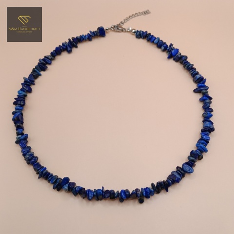 choker-z-kamieni-naturalnych-lapis-lazuli-sieczka-handmade-zbliżenie