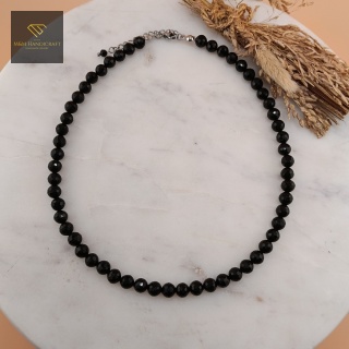 Elegancki choker z czarnego turmalinu - ręcznie robiona biżuteria z kamieni naturalnych