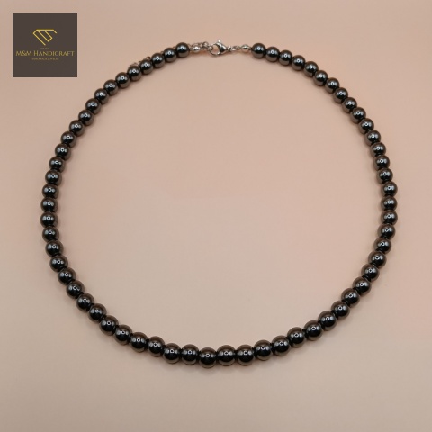 naszyjnik-z-kamieni-naturalnych-hematyt-czarny-handmade-rzut-z-góry