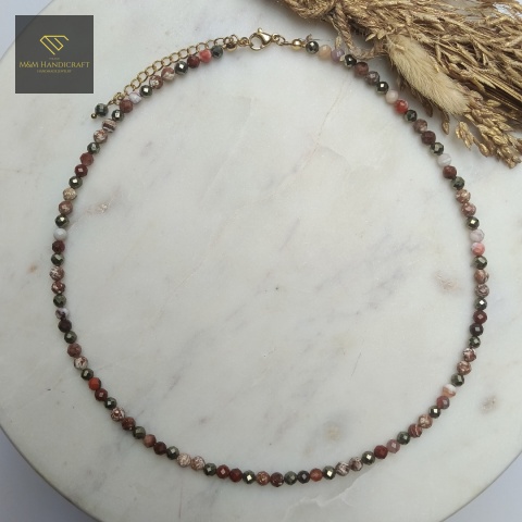 naszyjnik-z-kamieni-naturalnych-agat-jaspis-piryt-handmade-rzut-z-góry