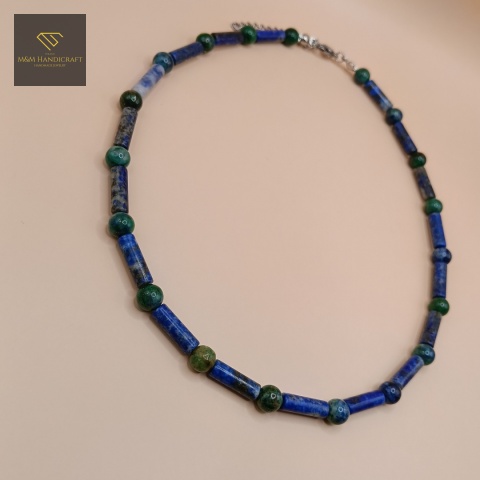 naszyjnik-z-kamieni-naturalnych-lapis-lazuli-i-azuryt-handmade-zbliżenie