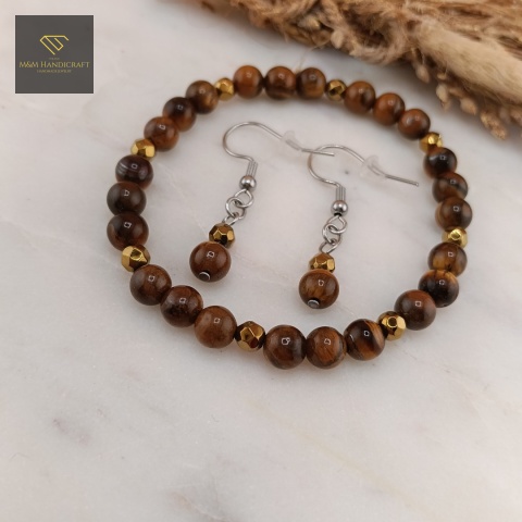 zestaw-biżuterii-z-kamieni-naturalnych-tygrysie-oko-i-hematyt-handmade-zbliżenie